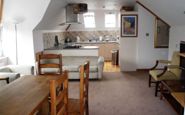 Downsview Guest House