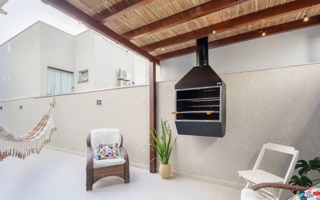Apart w/ a Barbecue, 230 m From the Beach Sha0104
