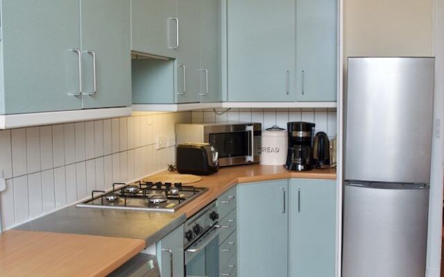 3 Bedroom Central Flat With Castle Views