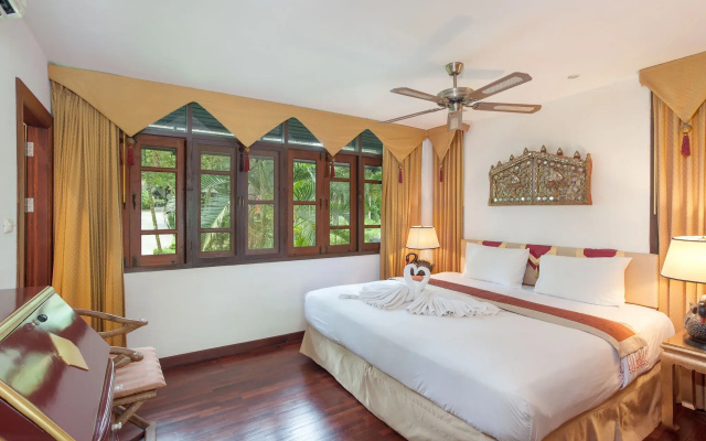 Kamala Beach Estate