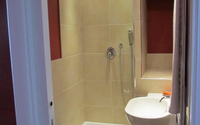 B&B 120 Rodionoff - connection to Airport and Mondello Beach