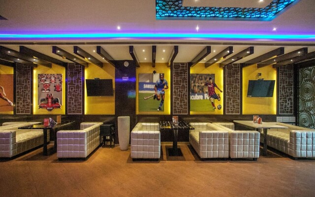 Capital O 15186 Sahar Pavillion