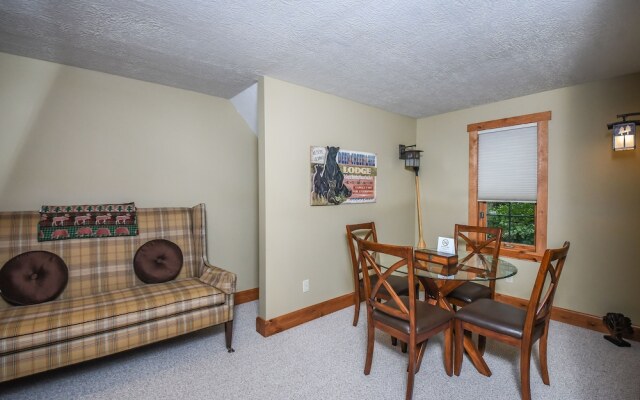 Bears Lair 4 Bedroom House