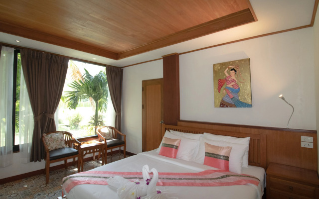 Royal Train Garden Resort