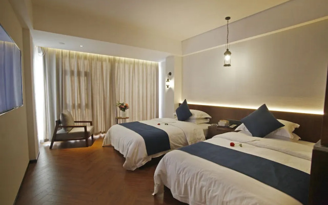 South Mountain Boutique Hotel