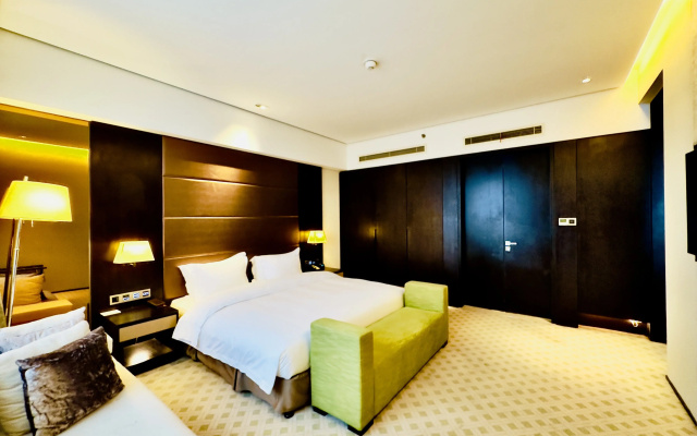 Holiday Inn Nantong Oasis Centre by IHG
