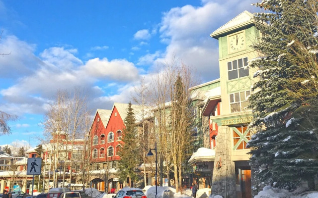 Whistler Town Plaza