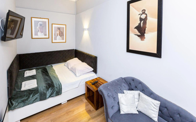 Сучасна квартира по вул. Таманська 9/4, біля Краківського.