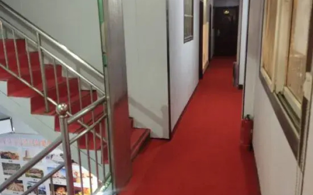Xi'an Lianhu District Hospitality Hotel