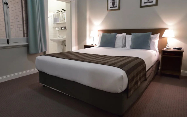Adelaide Mansions Serviced Apartments
