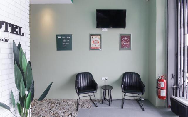 OYO 90399 Green Home Hotel (syariah)