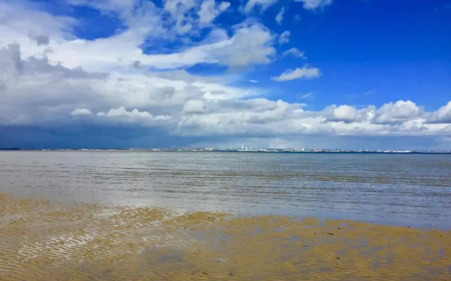 E7 Roebeck Country Park