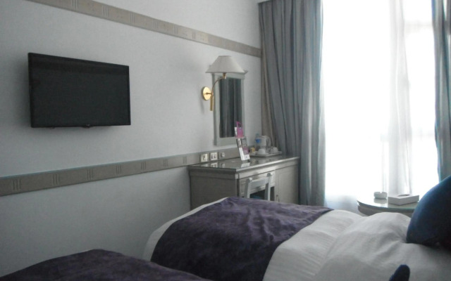 Romance Alexandria Hotel
