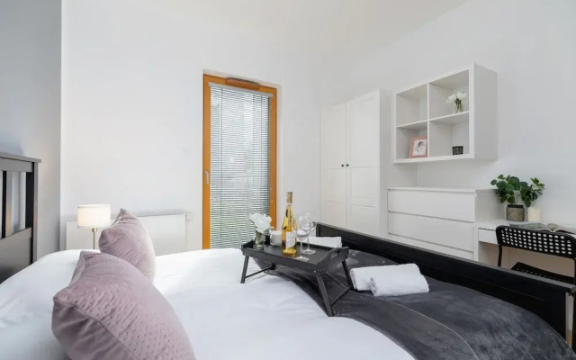 Apartment Rakowicka by Renters Prestige