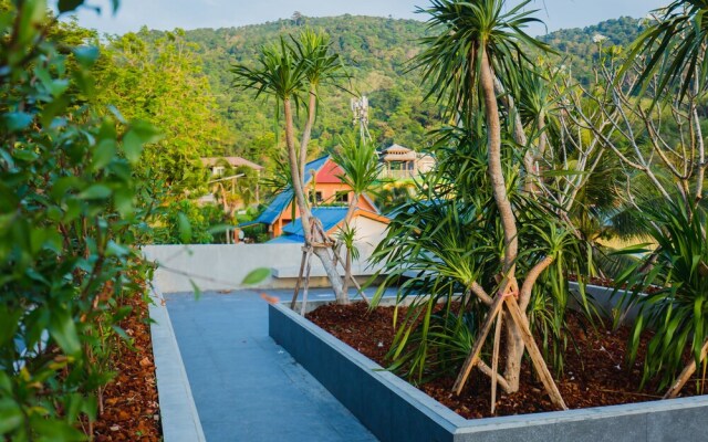 Luxury 4 Bedroom Villa Baan Rim Nam