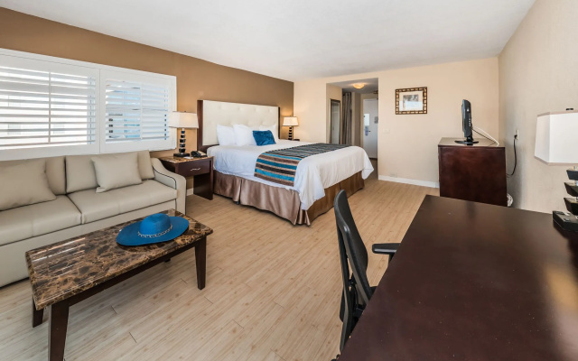 DreamView Beachfront Hotel & Resort