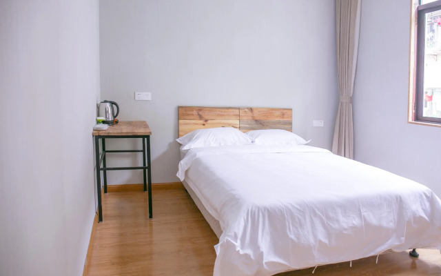 Qiandaohu Blue Mountain Youth Hostel