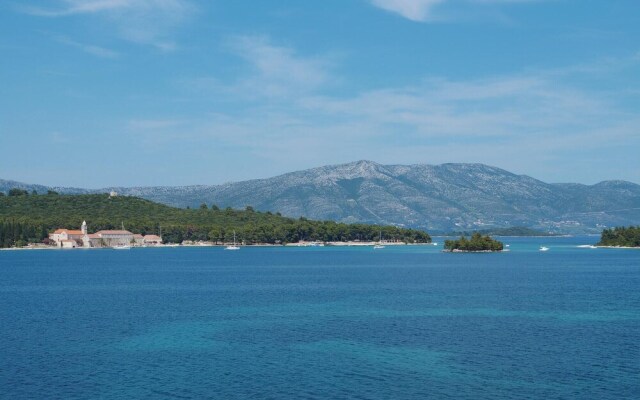 Nice Home in Lumbarda With Wifi and 3 Bedrooms