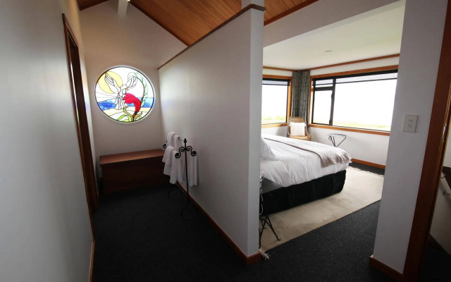 Te Puru Beach Lodge