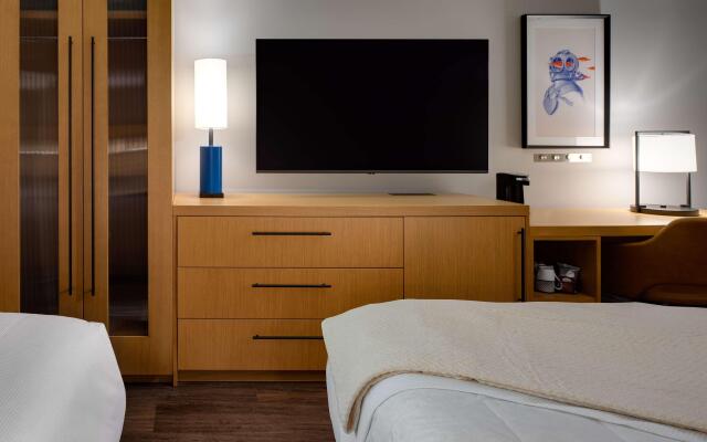 Hyatt Place Boston/Seaport District