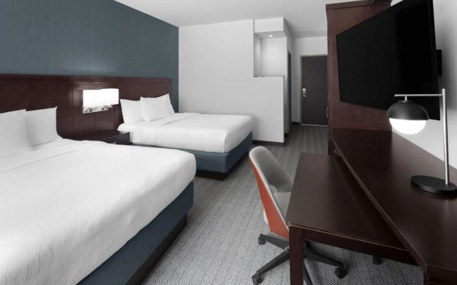 Courtyard by Marriott Cleveland University Circle