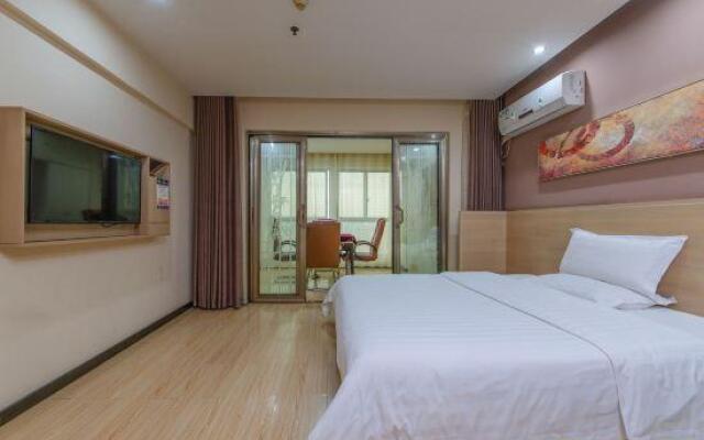 Pin Hotel (Yongzhou Lengshuitan Lingling Middle Road Jinshuiwan Square)