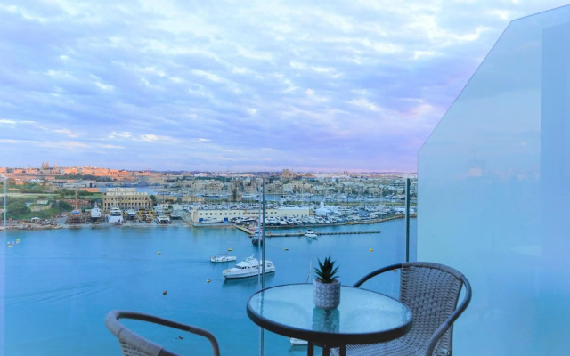 The Londoner Hotel Sliema