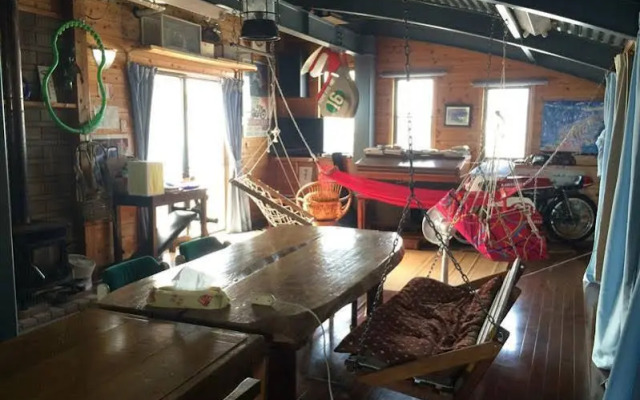 Awaji Tourist Trophy House