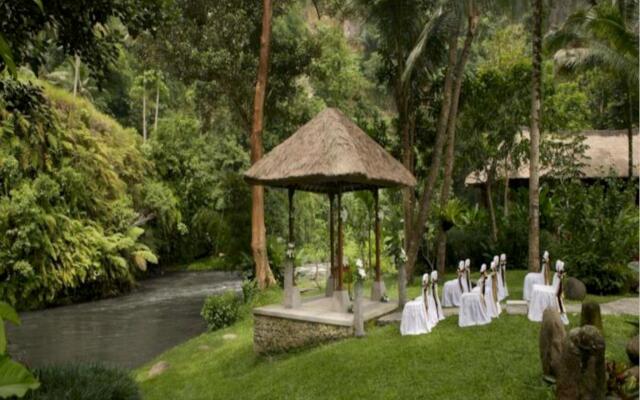 Отель Royal Pita Maha