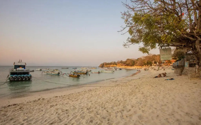 The Tanis Villas & Lembongan Express Bali