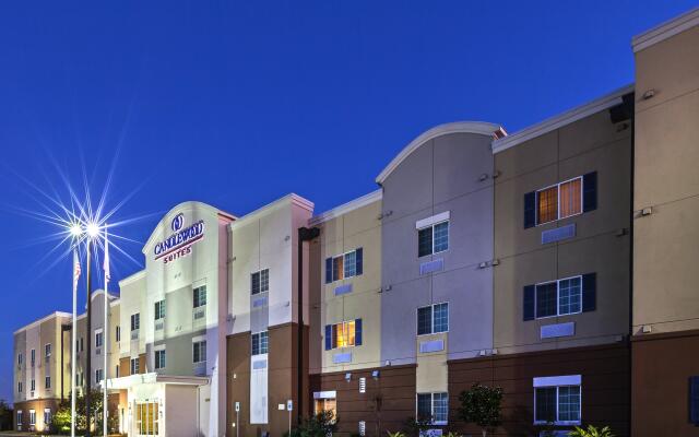 Candlewood Suites Baytown, an IHG Hotel