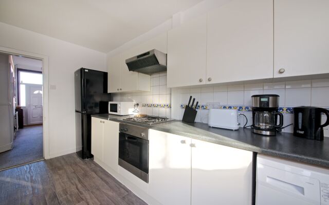 Liverpool City Stays - Lawrence Road CC1