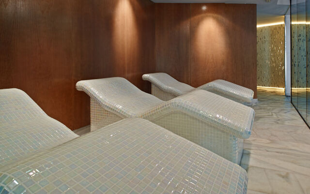 Hipotels Coma Gran Aparthotel