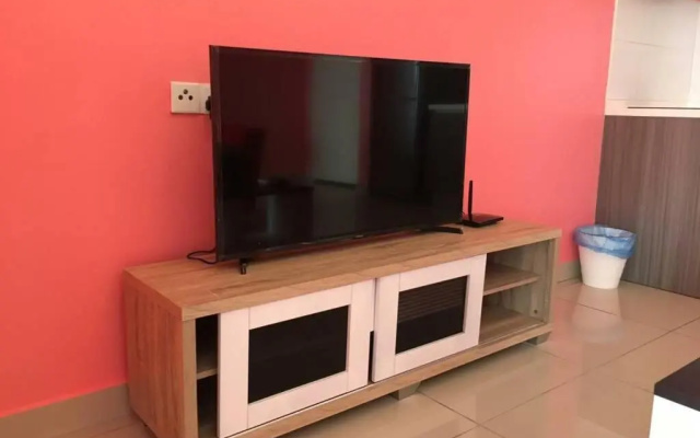 HB1611 Lake view studio unit,Hyve, Cyberjaya, Free WiFi, Netflix, Pool, Free Parking – Guest Rooms – Cyberjaya