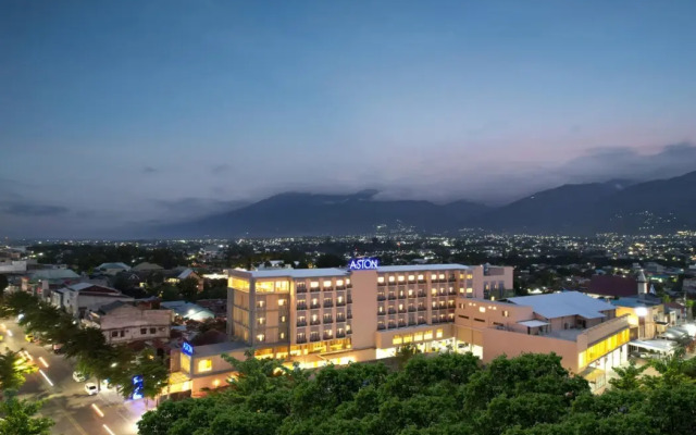Aston Palu Hotel & Conference Center