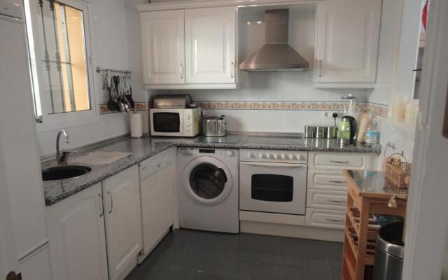 Ref. 2733 Altos De Calahonda