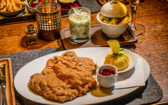 Radisson Blu Senator Hotel