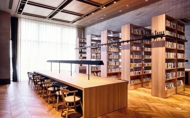 IN THE LIBRARY hotel and books TOKOROZAWA