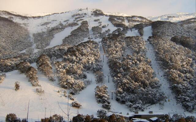 Kasees Apartments & Mountain Lodge