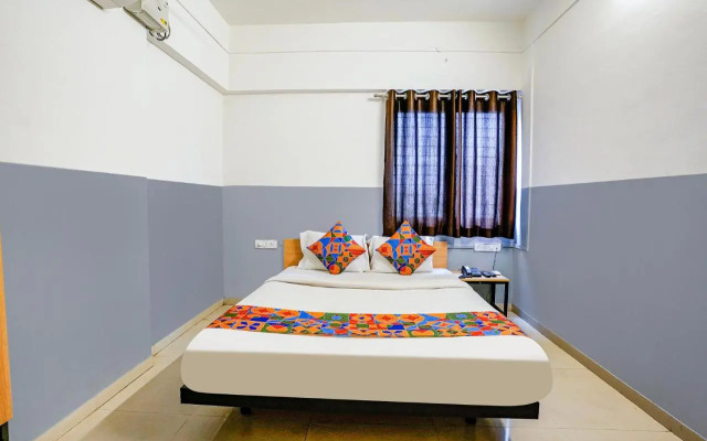 Fabhotel Bhakti Sankul
