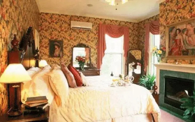 James B. Finch Inn