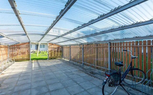 Spacious Holiday Apartment for 4 People