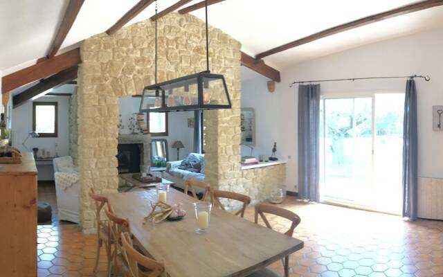 Nice House With Garden, Private Pool, Summer Kitchen and View of Mont Ventoux