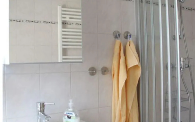 Chudzik Modern Retreat