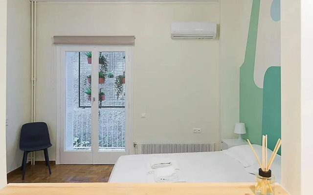 Joyful Studio for Two People in Kolonaki