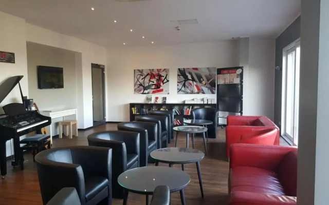 Art Rock Downtown Hotel