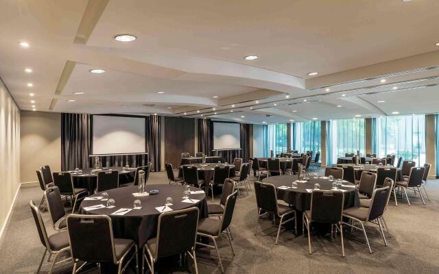 Quay West Suites Melbourne