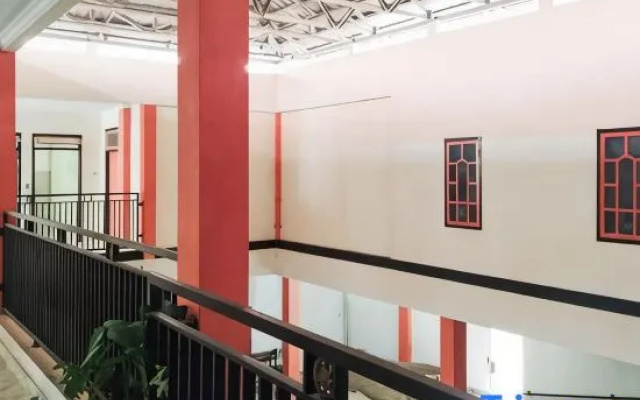 Nirina Homestay Pringsewu Mitra RedDoorz — 2-star hotel in Pringsewu