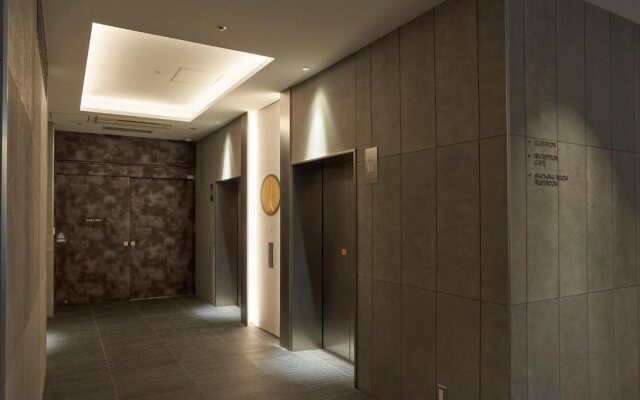 Cross Life Hakata Yanagibashi