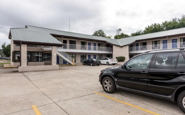Motel 6 Attalla, AL